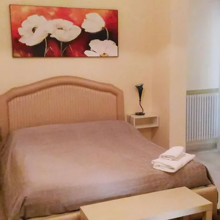 Chella Lla' Bed & Breakfast 2*